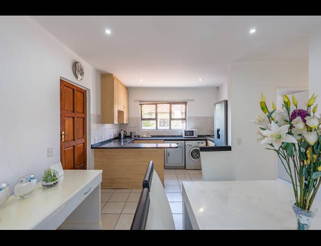 3 BEDROOM CLUSTER FOR SALE IN BROADACRES